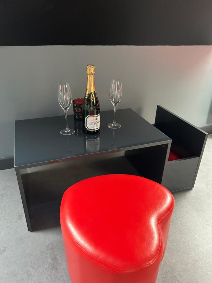 Love Room « Deep Secret » Dieppe Exterior photo